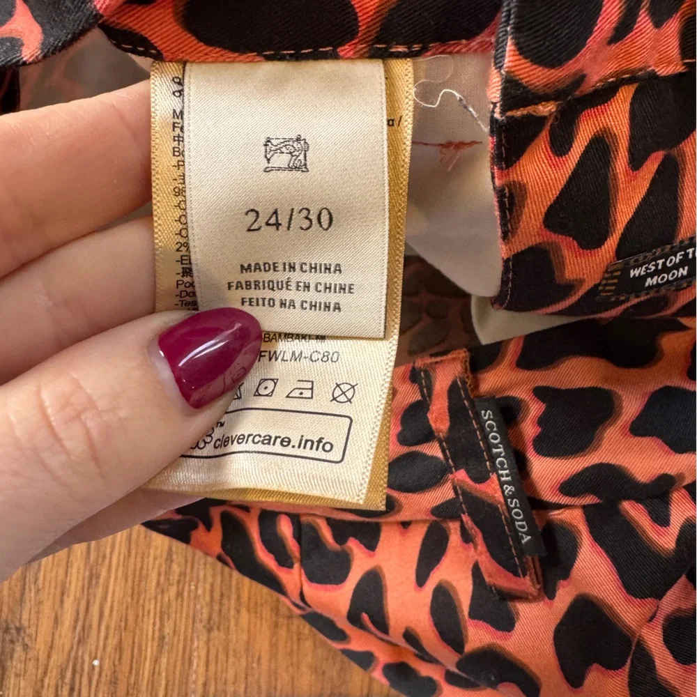 Scotch & Soda Red Leopard Print Chino Pants, Size 24, NWT - Picture 7 of 7